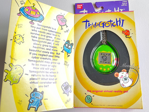Tamagotchi Original Gen 1 P1 English Green Yellow Bandai 1997