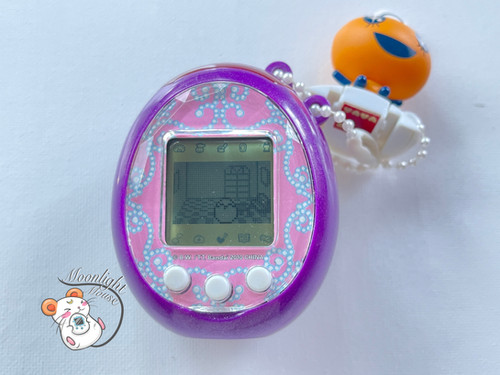 Tamagotchi Tama Go Tama Town Purple w/ Memetchi Bandai 2009