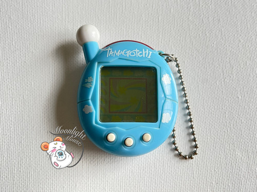 Tamagotchi Connection v4 English Blue Sky Clouds Europe 2007
