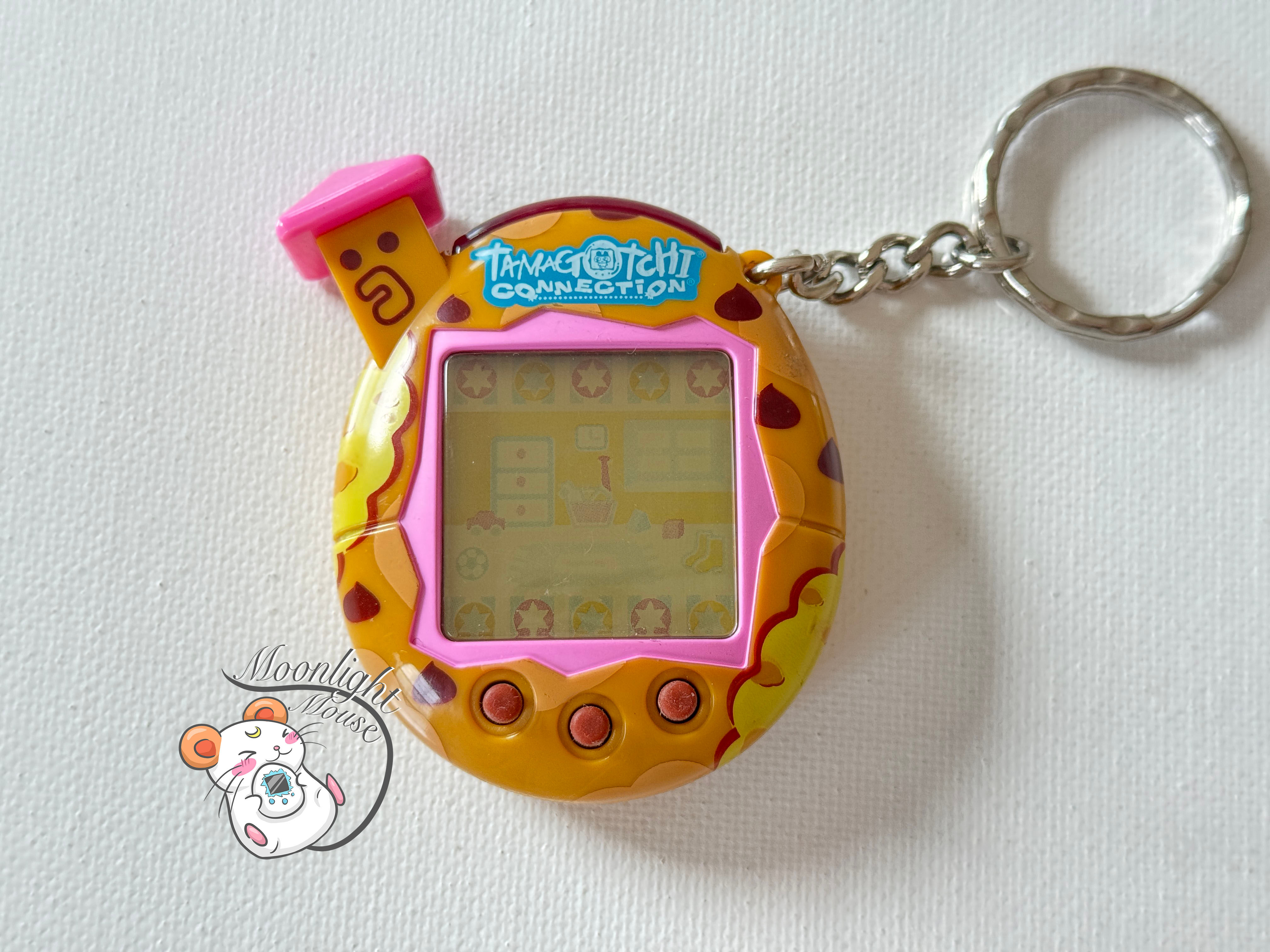 Tamagotchi Connection v5 Familtchi English Chocolate Cookie Dough 2008