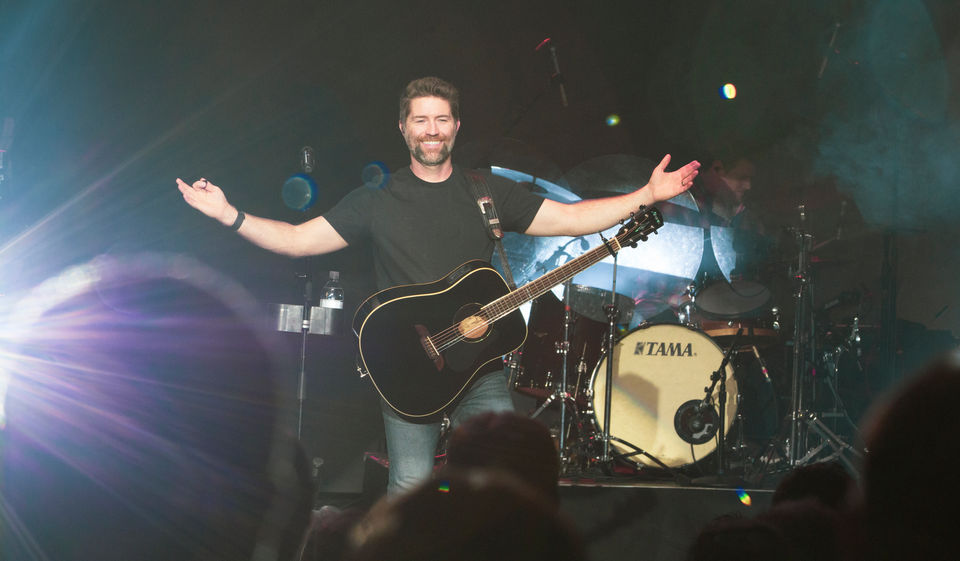 Josh Turner - 03.11.22.jpg