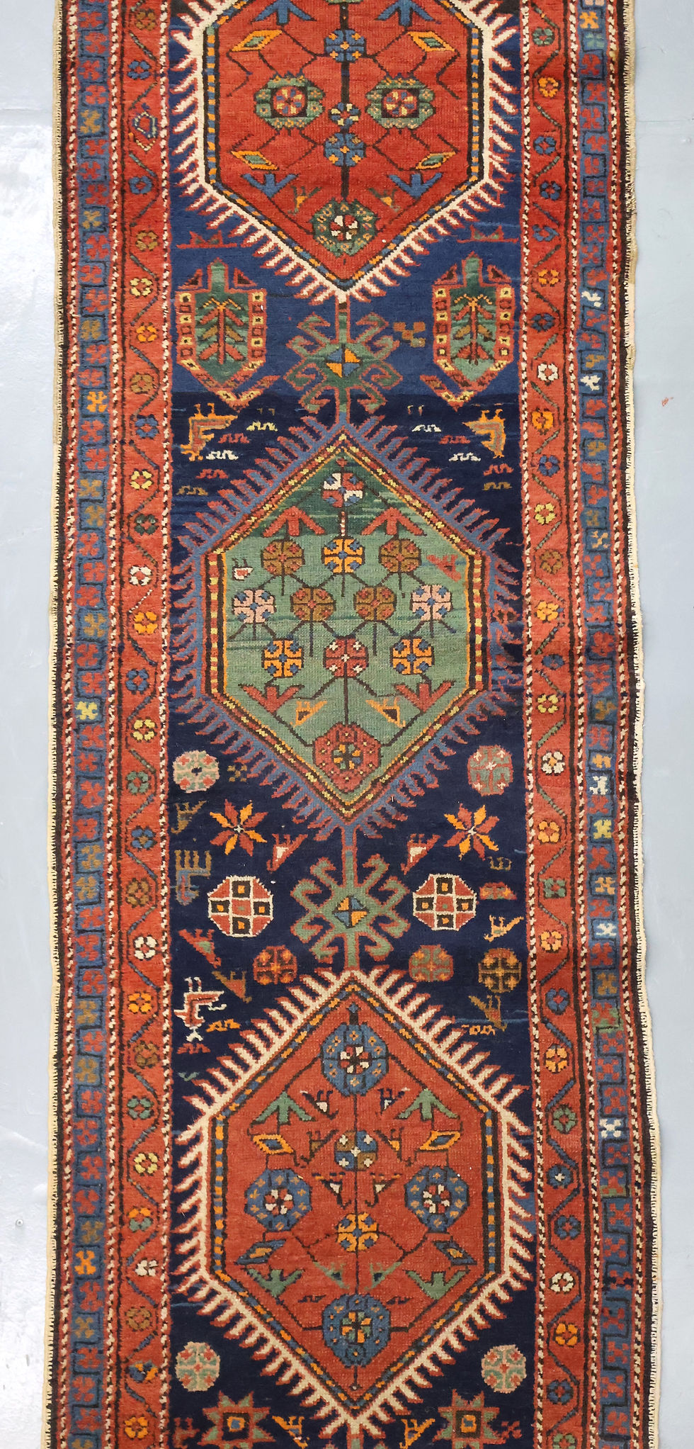 Thumbnail: Persian Heriz runner -Size 400cm-13ft x 89cm-2.9ft