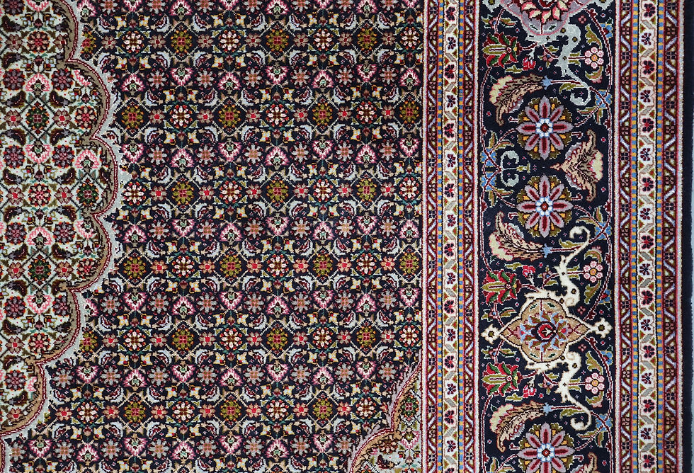 Thumbnail: Part silk Persian Tabriz carpet -Size 293cm-9.6ft x 201cm-6.5ft .