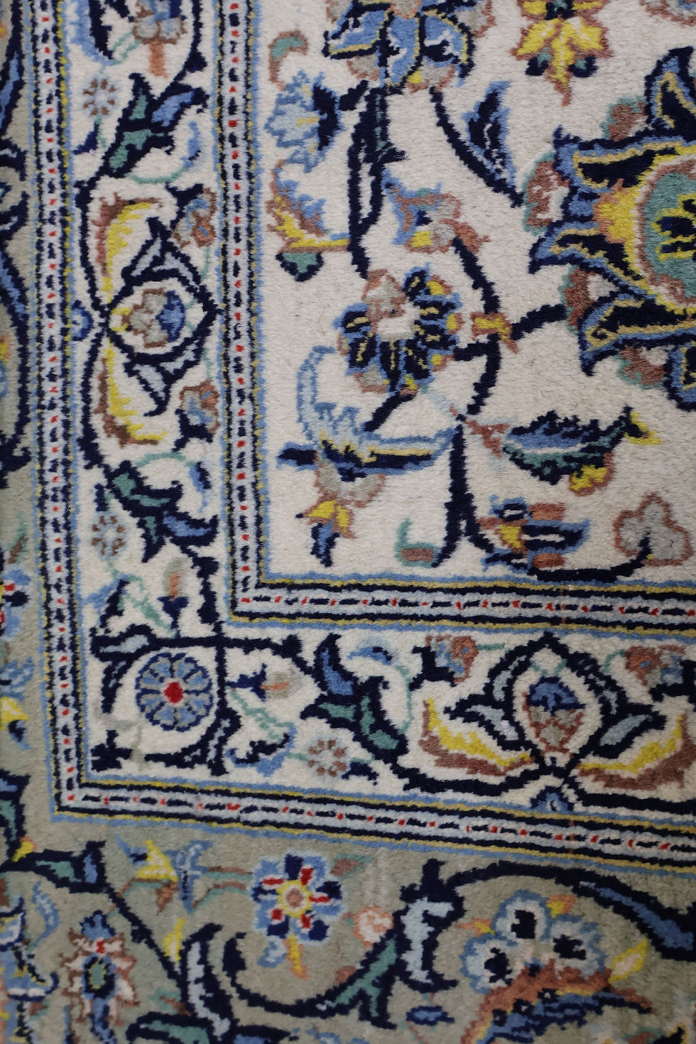 Thumbnail: Persian Kashan carpet