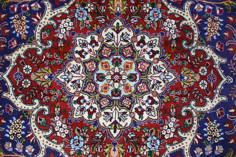 Thumbnail: Fine Persian Tabriz carpet  wool carpet -Size Lenght 282cm -9.2ft  x Width 200cm