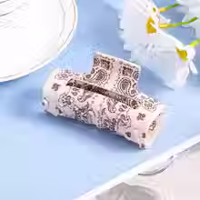Thumbnail: Bandana Print Hair Claw