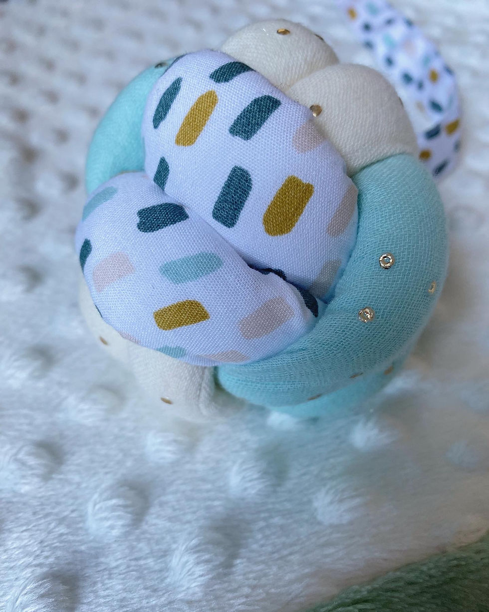 Miniature : tapis d'éveil activités bébé chambre