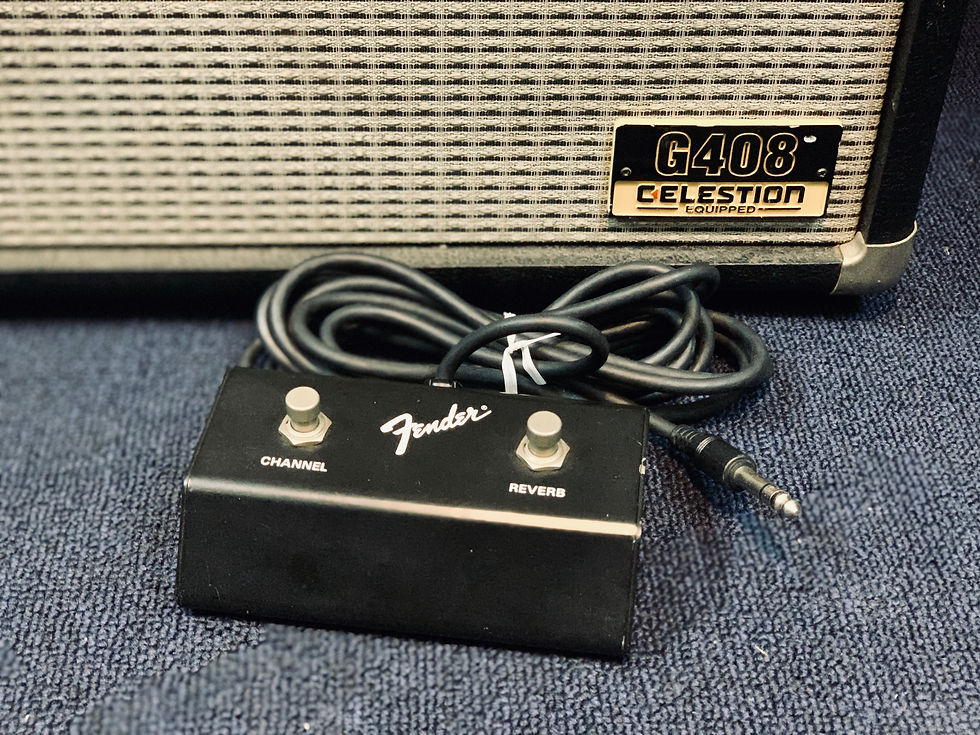 ① Fender G408 CELESTION キャビネット Fender G408 CELESTION キャビネット