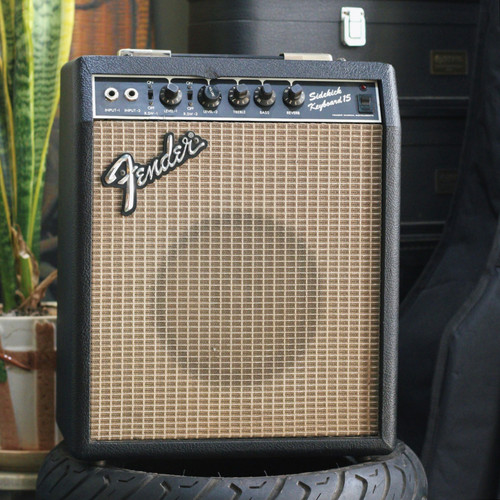 Amp Fender Keyboard sidekick made in Japan. Vintage Guitar Japan