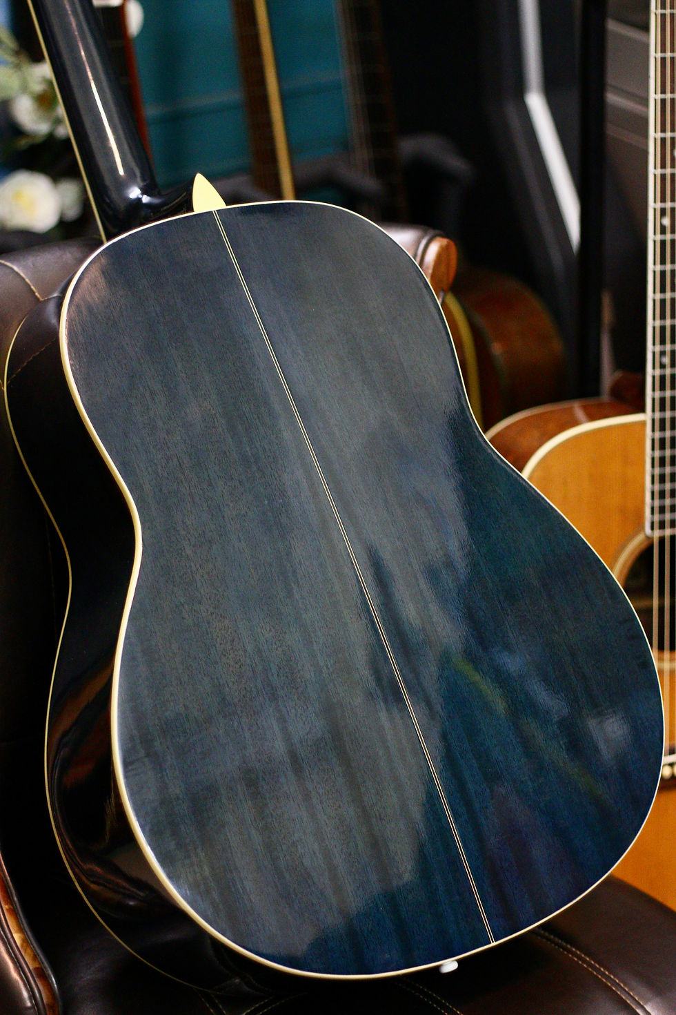 Guitar acoustic Morris MG301 made in ROK 1990s .