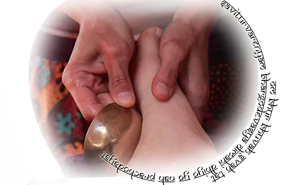 Massage Des Pieds Au Bol Kansu La Muse Des Sens Massage Des Pieds Au Bol Kansu La Muse Des Sens