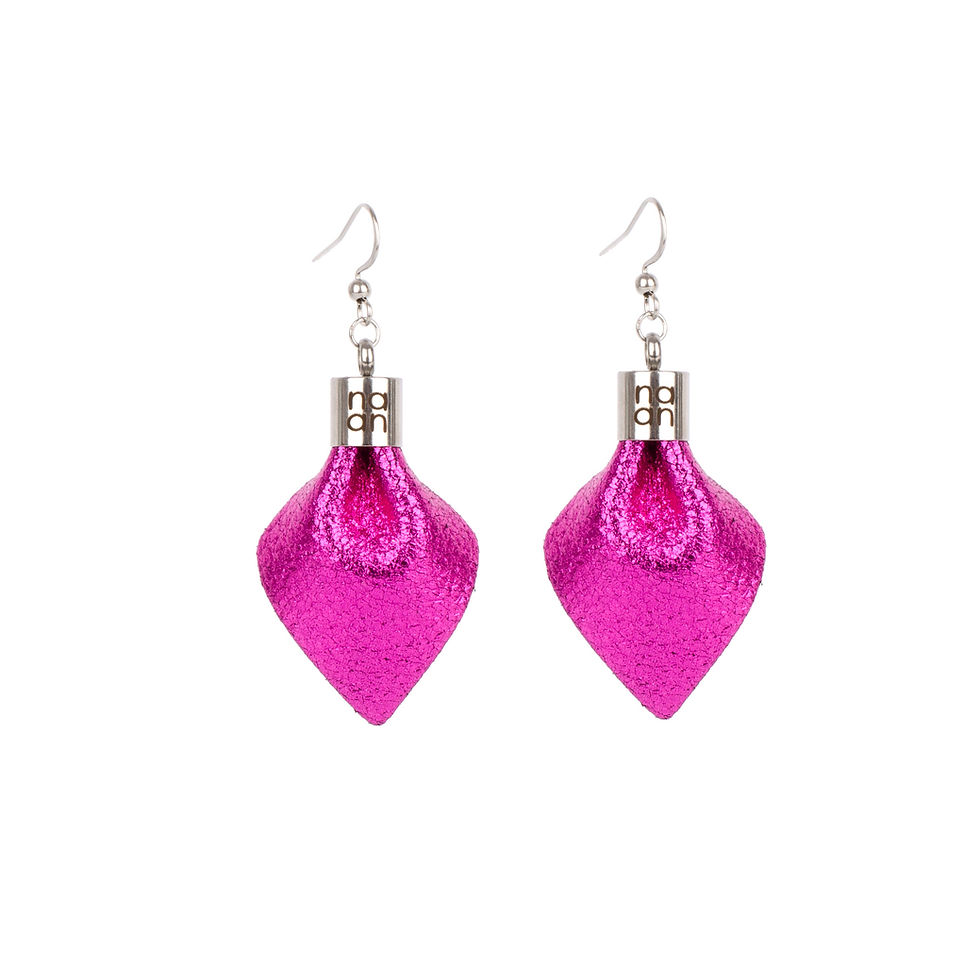 Thumbnail: PLUME Mini Earrings – Metal Pink Extra