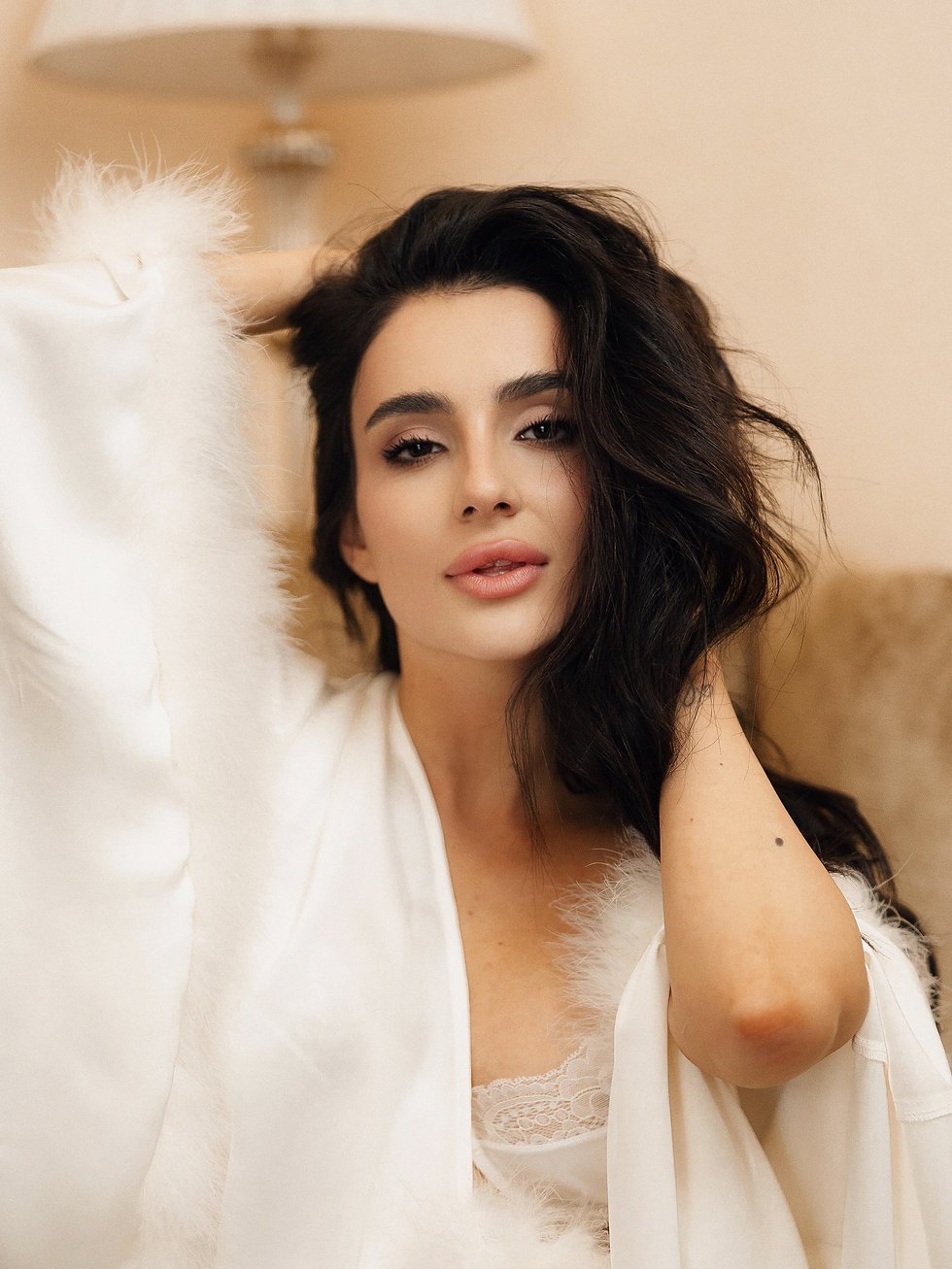 Прев'ю: Халат з пір’ям Empress Mini