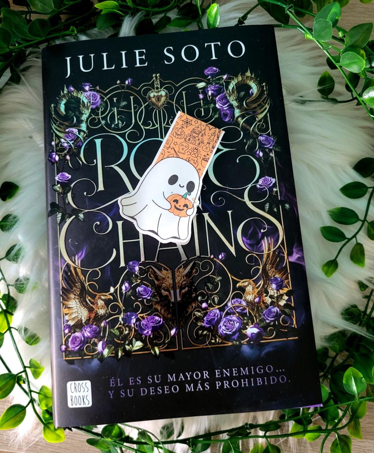 M. M. Trick or ghost