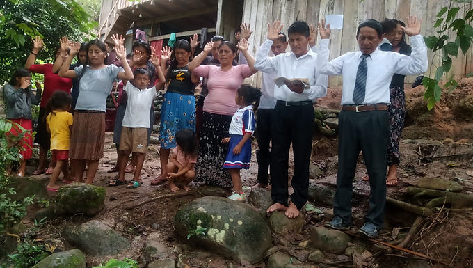 Awajún people awaken to Truth: Baptisms in New Village