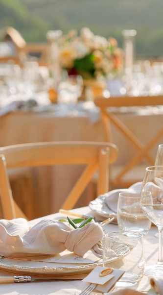 egant Kosher Catering wedding table setup with floral décor in Naples, Florida