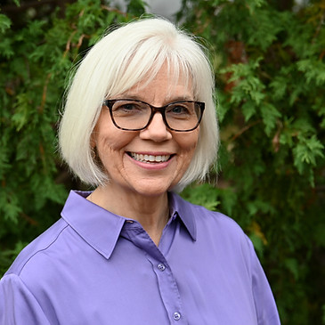 Lorraine Bio Pic Fall 2024.jpg