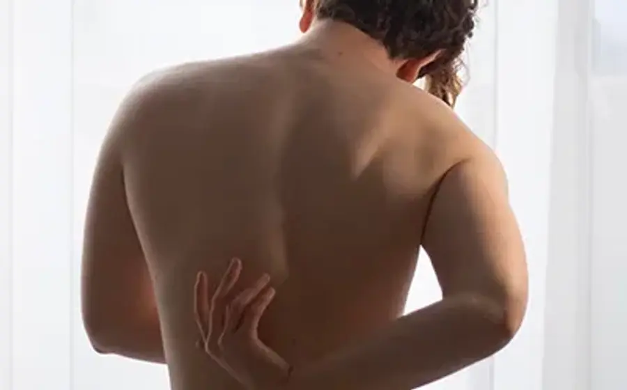 6 Acupoints for Treating Acute Lumbar Sprain — article by Phoebus Tian