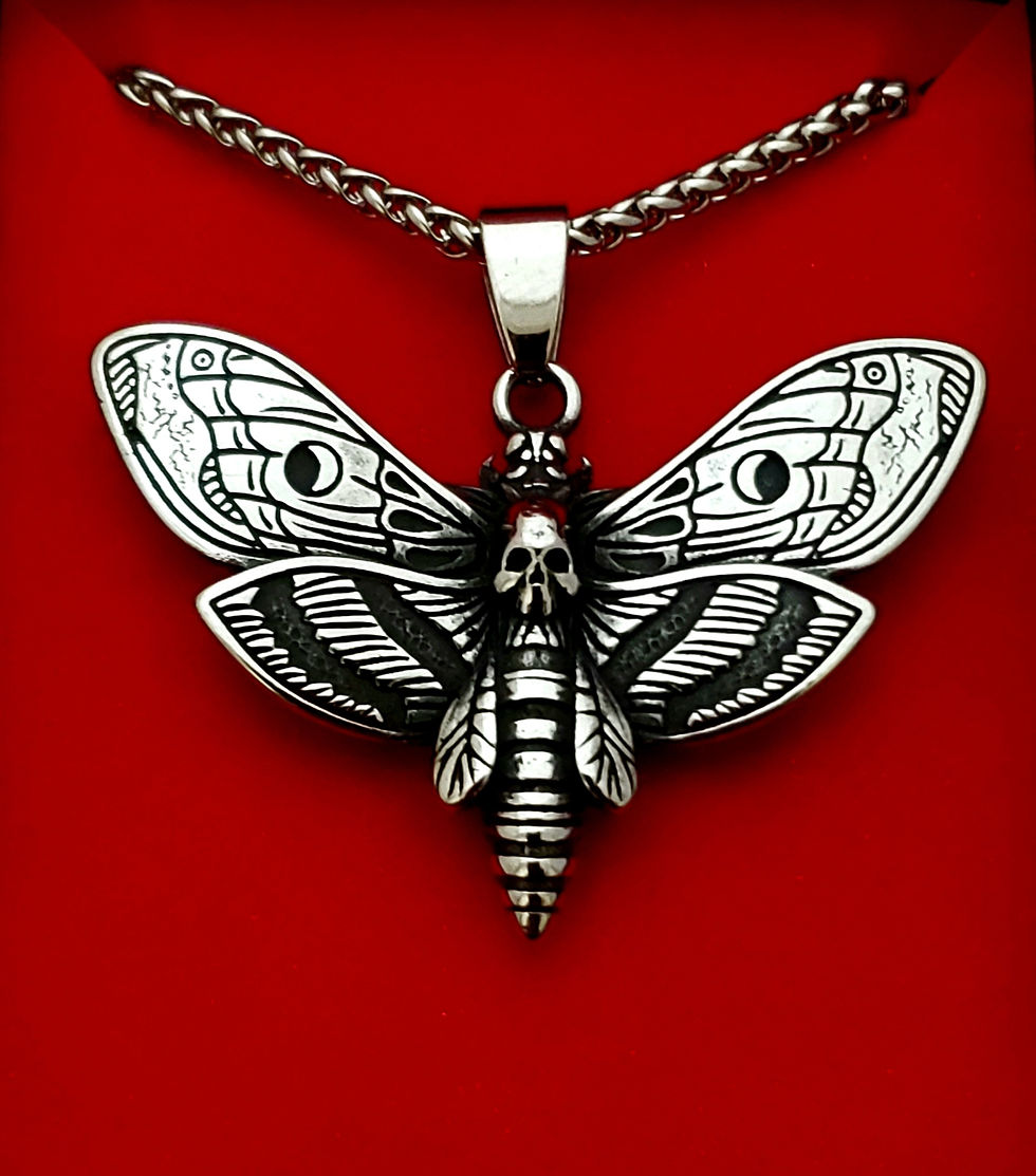 Miniatura: Death Moth Necklace