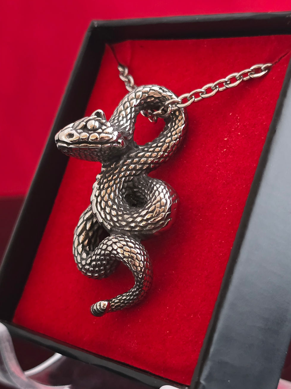 Miniature : Sly - Snake Pendant