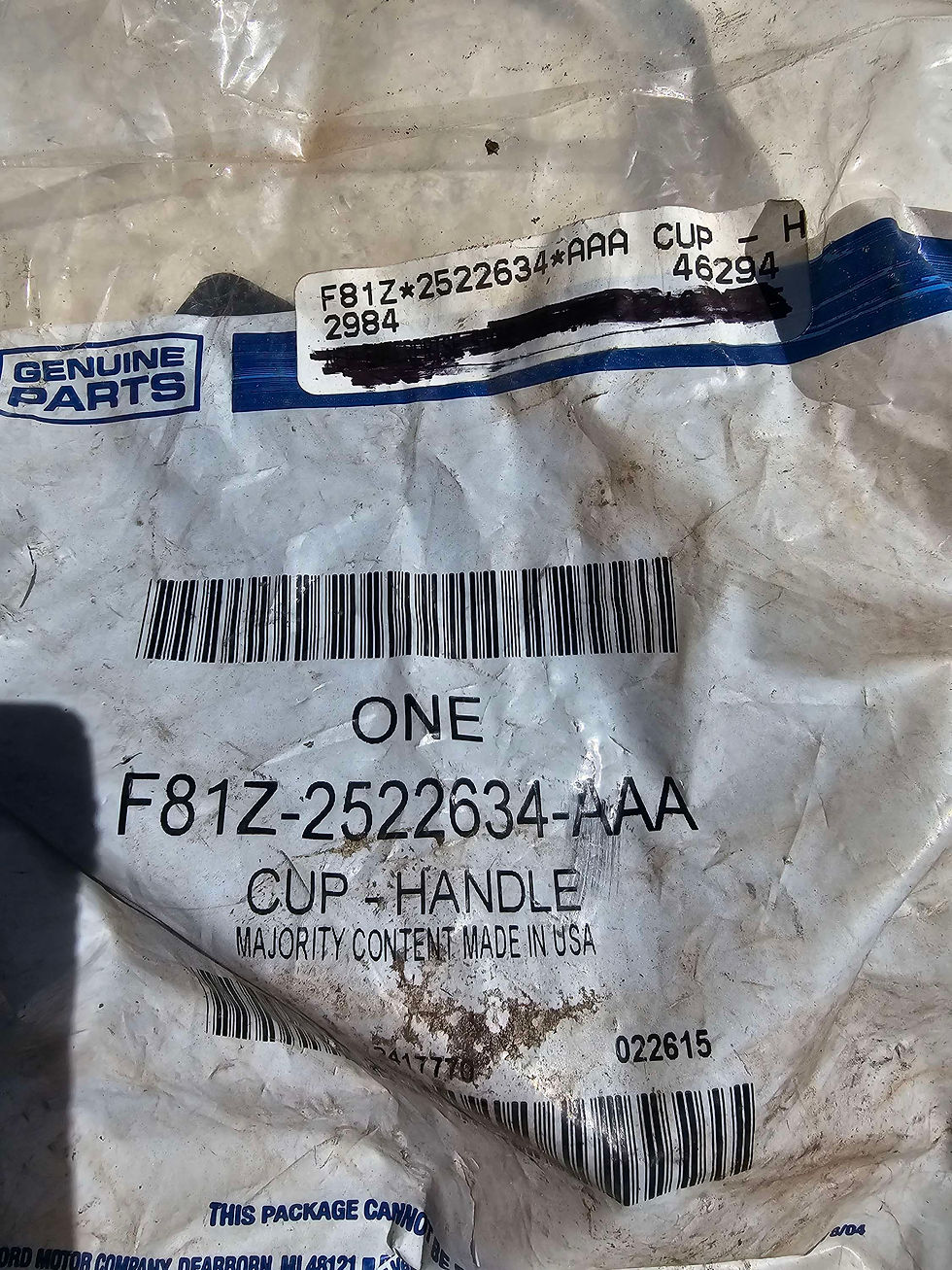 F81Z-2522634-AAA Cup Handle Ford View