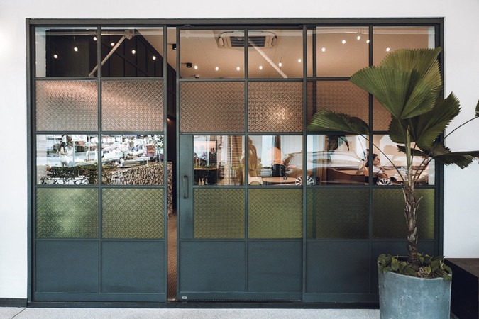 vintage frosted screens