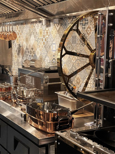 HW Homeworks - Mosaics in Modern Interior Design