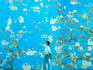 A Valentine’s Day Immersed in Art at GROUNDSEESAW: Experience Klimt Inside, Van Gogh Inside or Monet Inside!