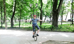 памятник_равновесию_смоленск4