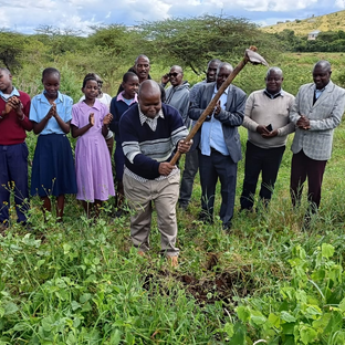 Community of Policy and Practice at a school garden in Kenya. Credit: Dr. Simon Omondi