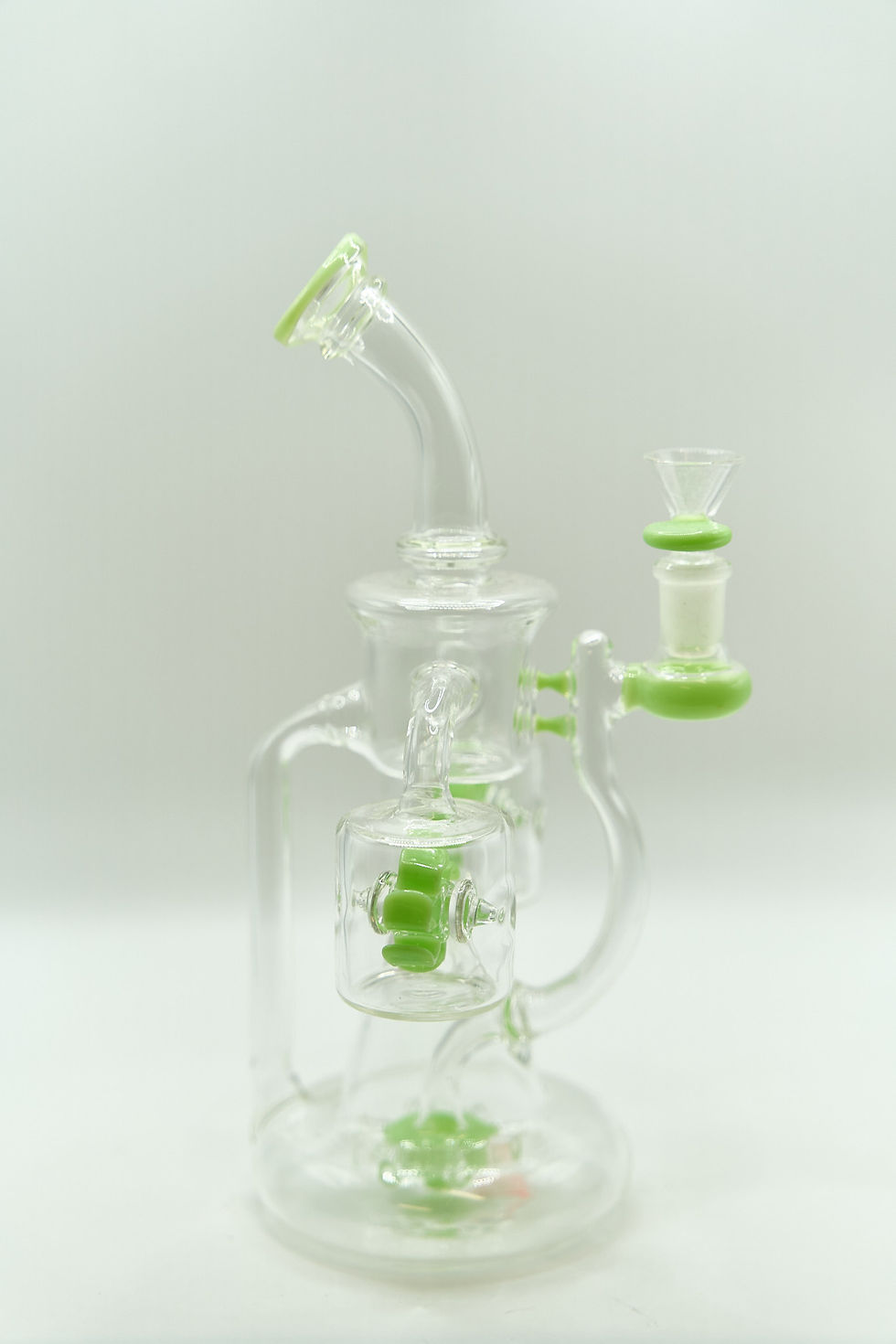 Thumbnail: Spinning Wheels Bong green