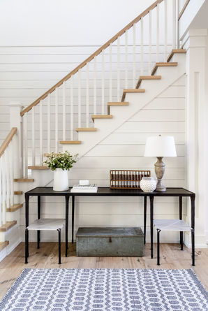 LVZ Design_Full Service Interior Design_Barrie, Ontario_white-shiplap-entry-console-lamp.j