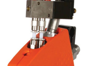 Why Manufacturers Are Switching from Electric Applicator Heads to the ITW Dynatec BF MicroBead System