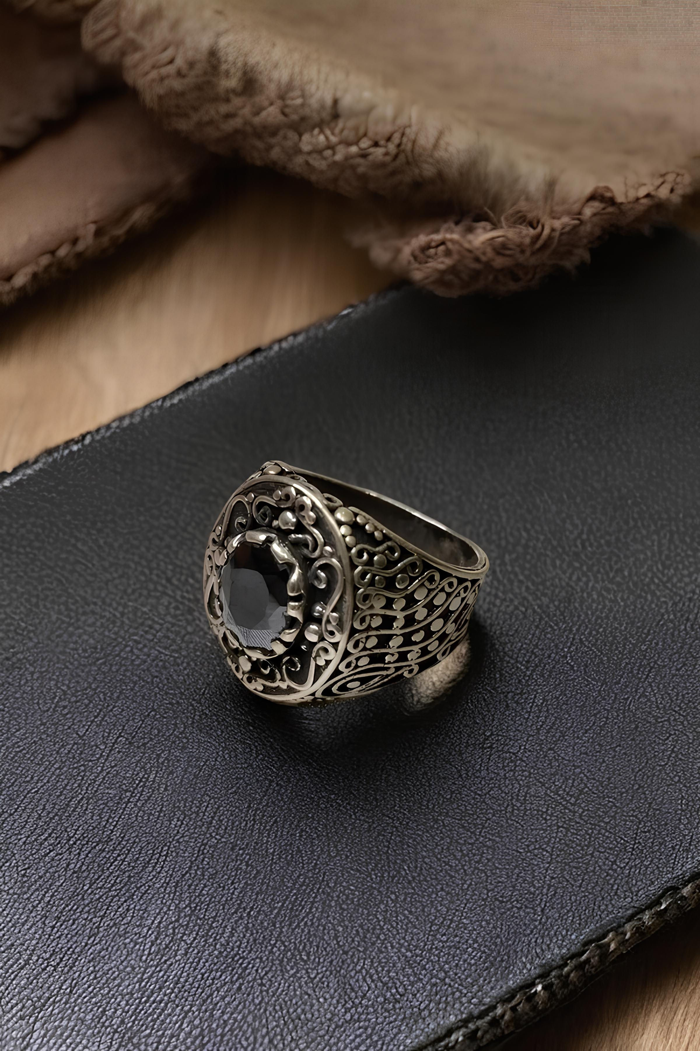 Oniks Taşlı 925 Ayar Gümüş Erkek Yüzük