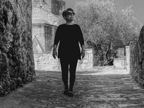 Σ' αυτή τη γη που περπατώ!