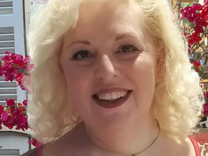 Δυο τέταρτα σκουπίδια 💞