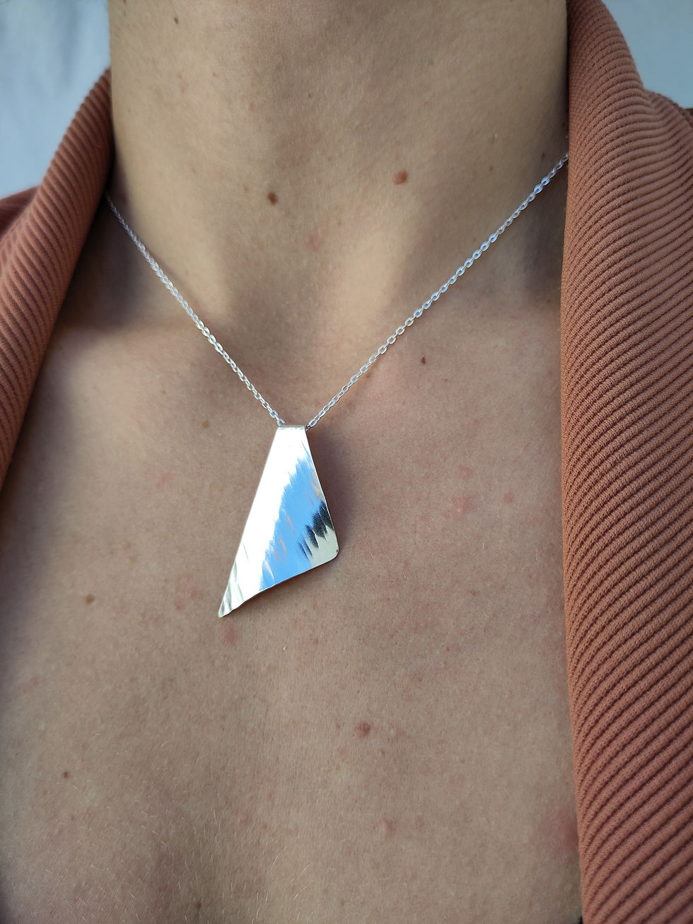 Miniature : Pendentif martelé en argent | Trillium