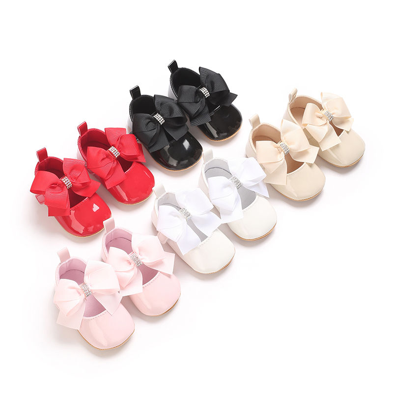 Thumbnail: Cute Princess Baby Shoes Spring and Autumn Edition Butterfly Bow Decoration PU S