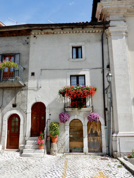 Opi, een bloem in Abruzzo