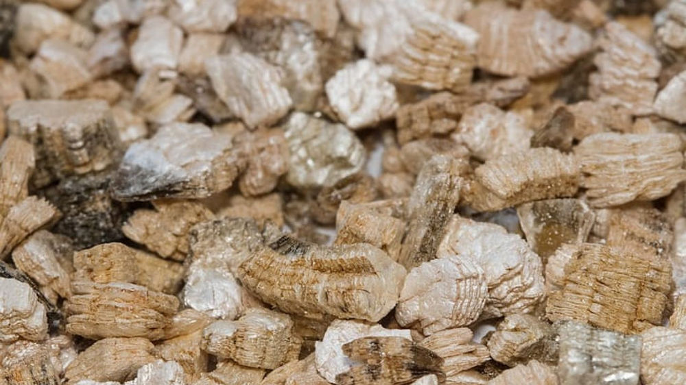 soil with vermiculite