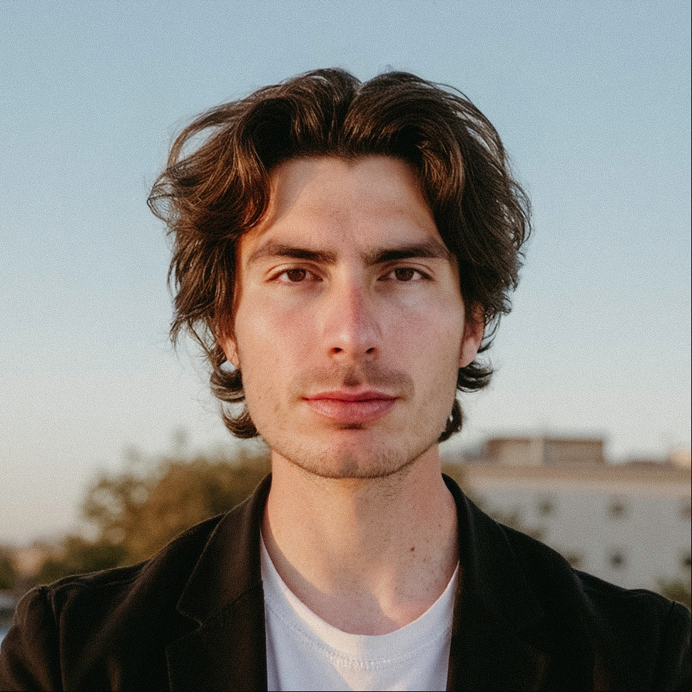 Damien Cumplido - Photographer.jpeg