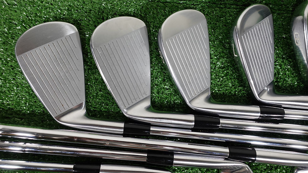 Thumbnail: Mizuno 241/243 Combo Irons / 4 - PW / KBS 120 Tour Stiff Shafts