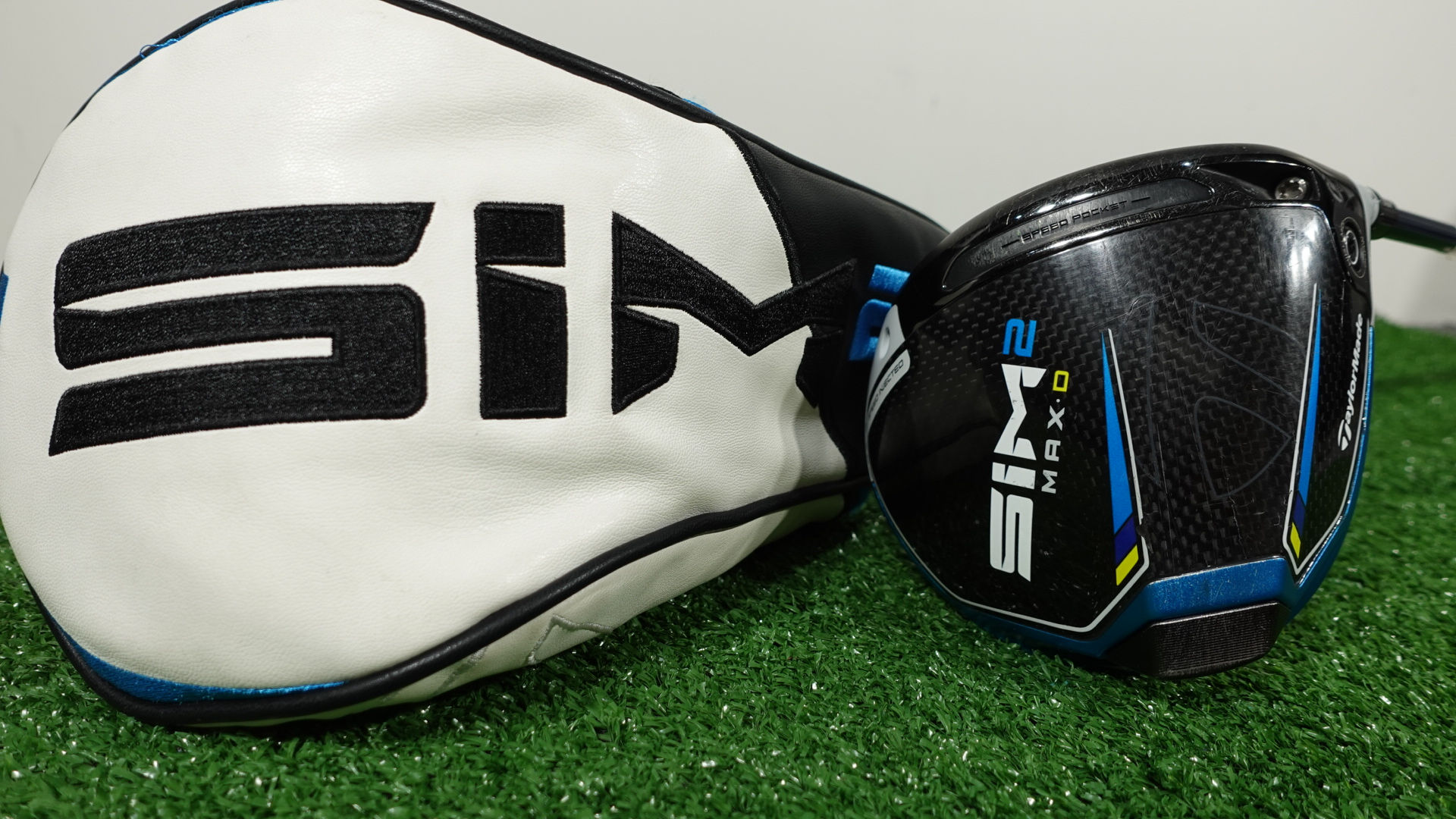 TaylorMade SIM2 Max D Driver / 9.0 Degree / Tensei TM 50 Stiff Shaft