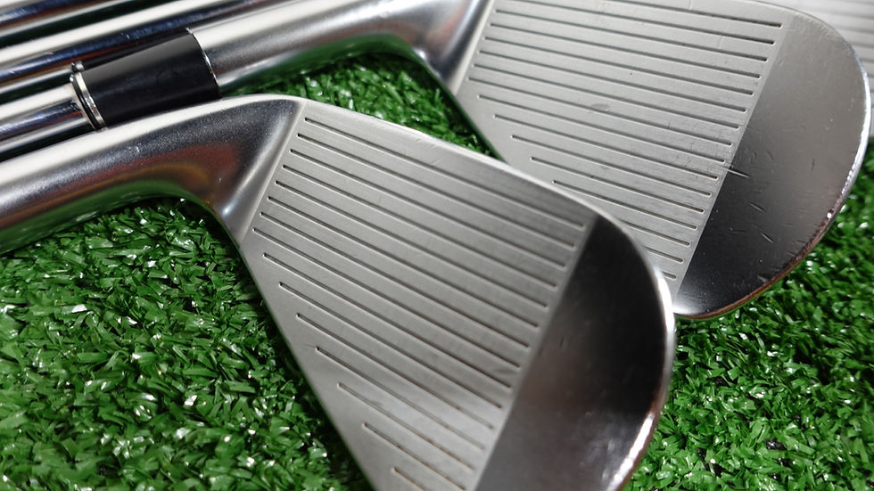 Thumbnail: Srixon ZXi7 Forged Irons / 4-PW / Dynamic Gold Mid 115 S300 Shafts