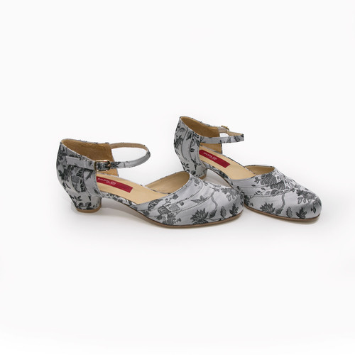 Balboa Zin GENIE(C)  - Grey embroidered Silk thumbnail 11