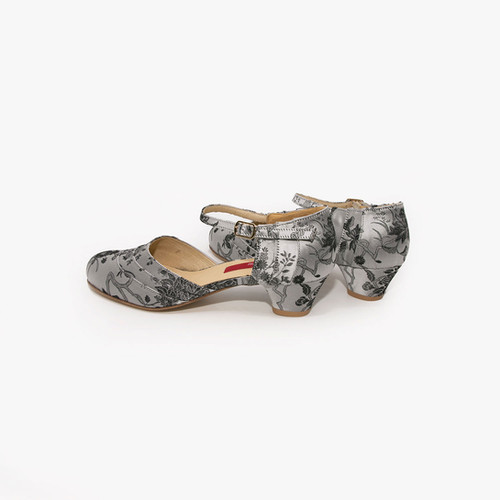 Balboa Zin GENIE(C)  - Grey embroidered Silk thumbnail 6