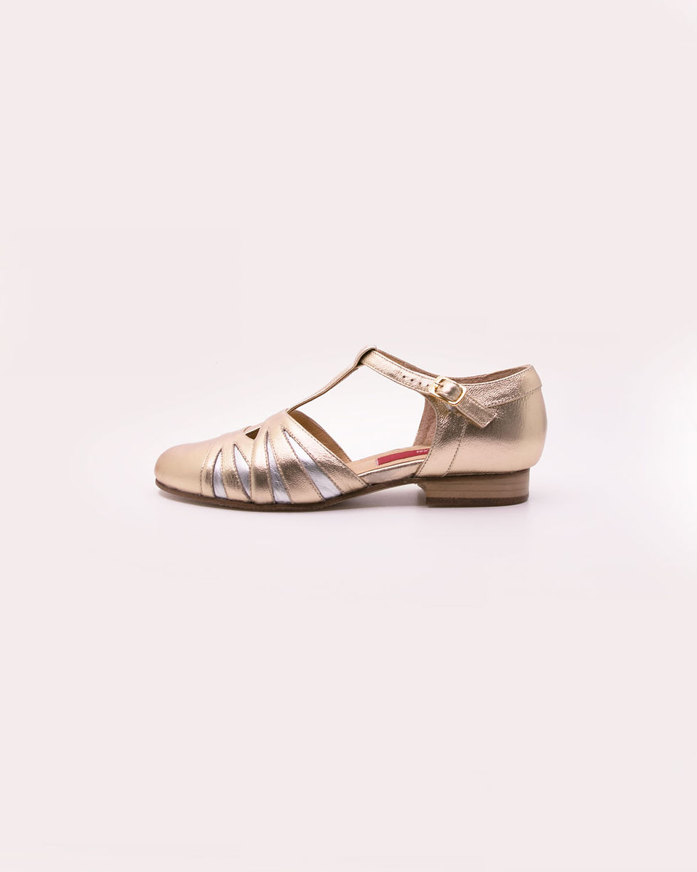 Thumbnail: EMPRESS - Pale Gold