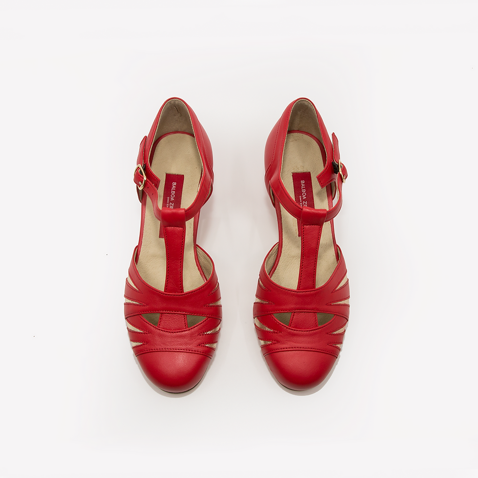 Thumbnail: EMPRESS - Two Red