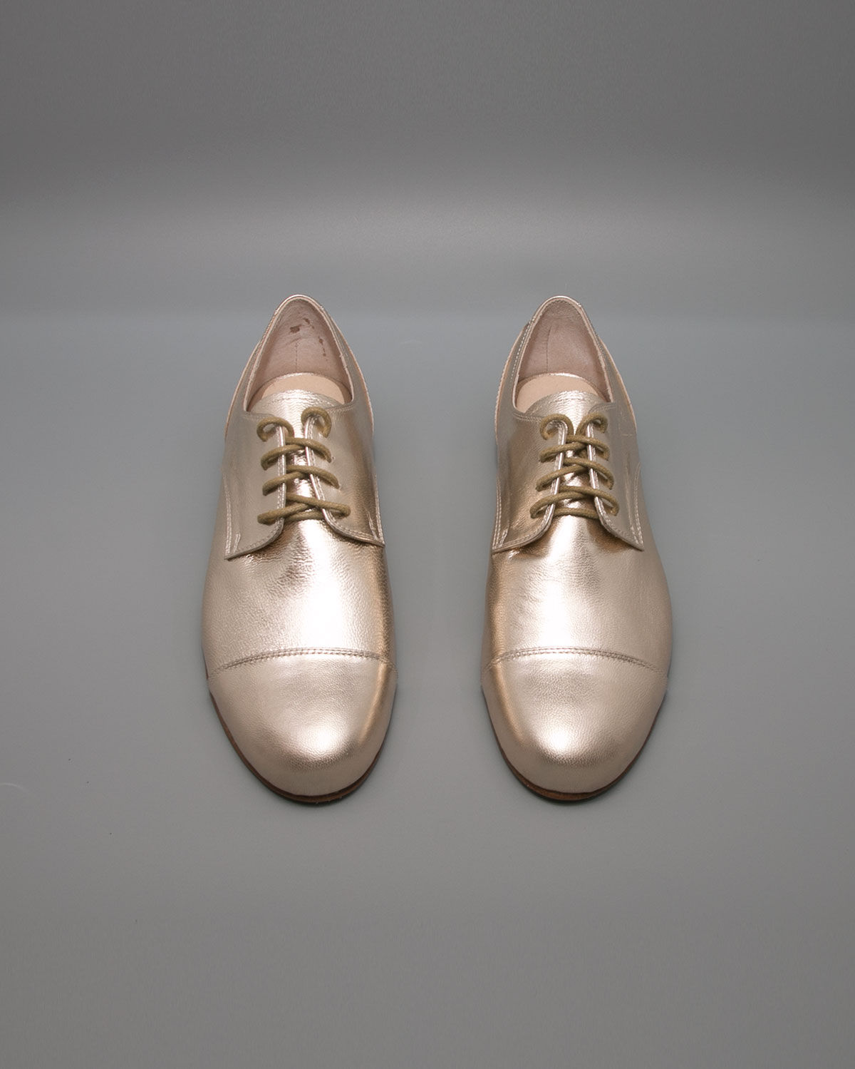 FINLEY - Pale Gold