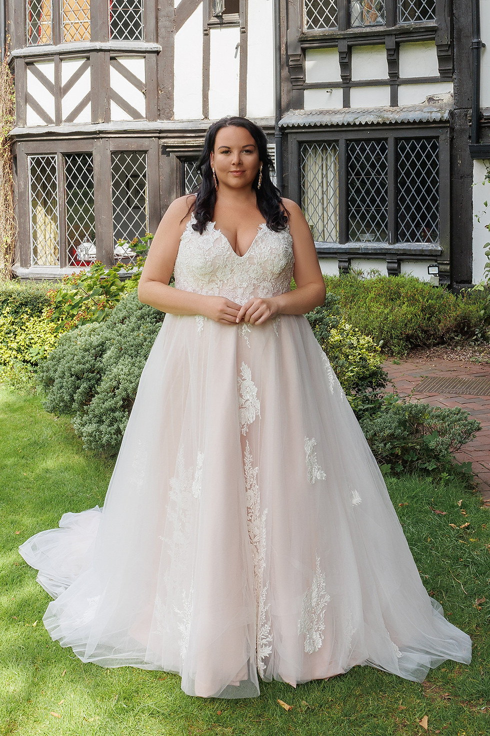 Thumbnail: 25721 by Island Bridal